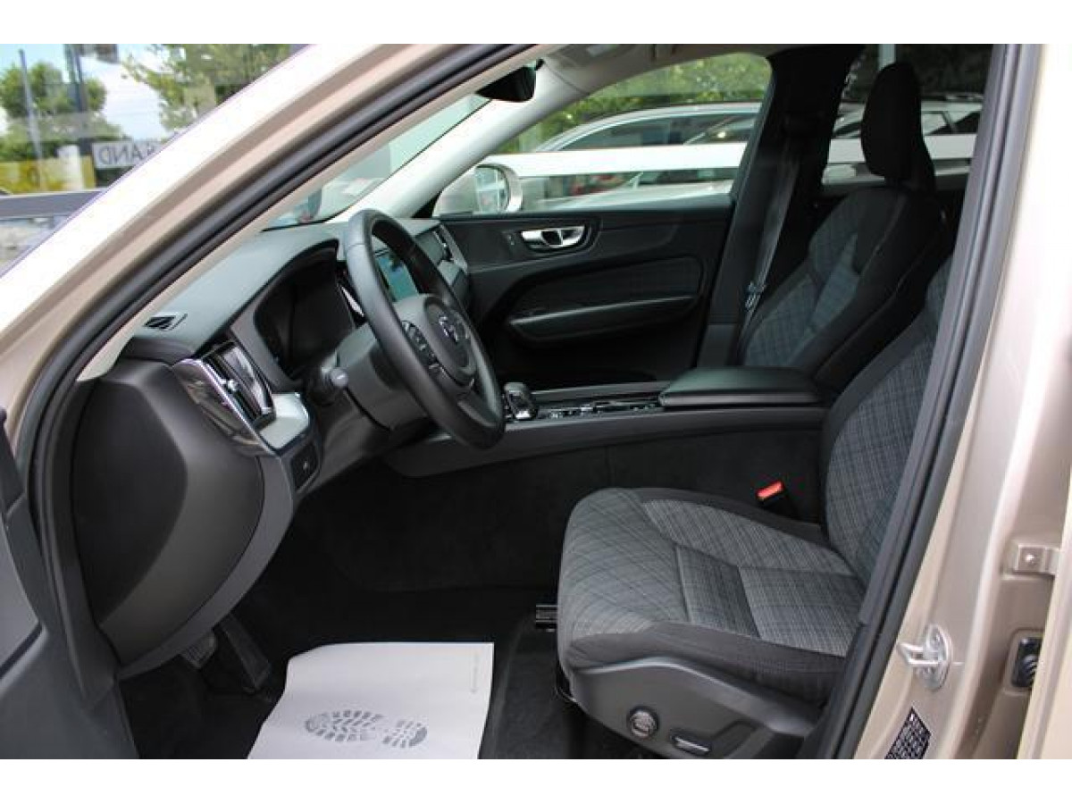 Volvo XC60 2.0 HYBRID 4X4 AUT 