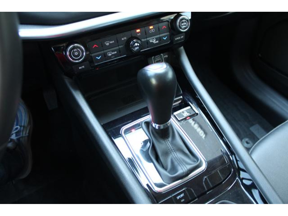 Jeep Compass 1.3 Limited AUT 