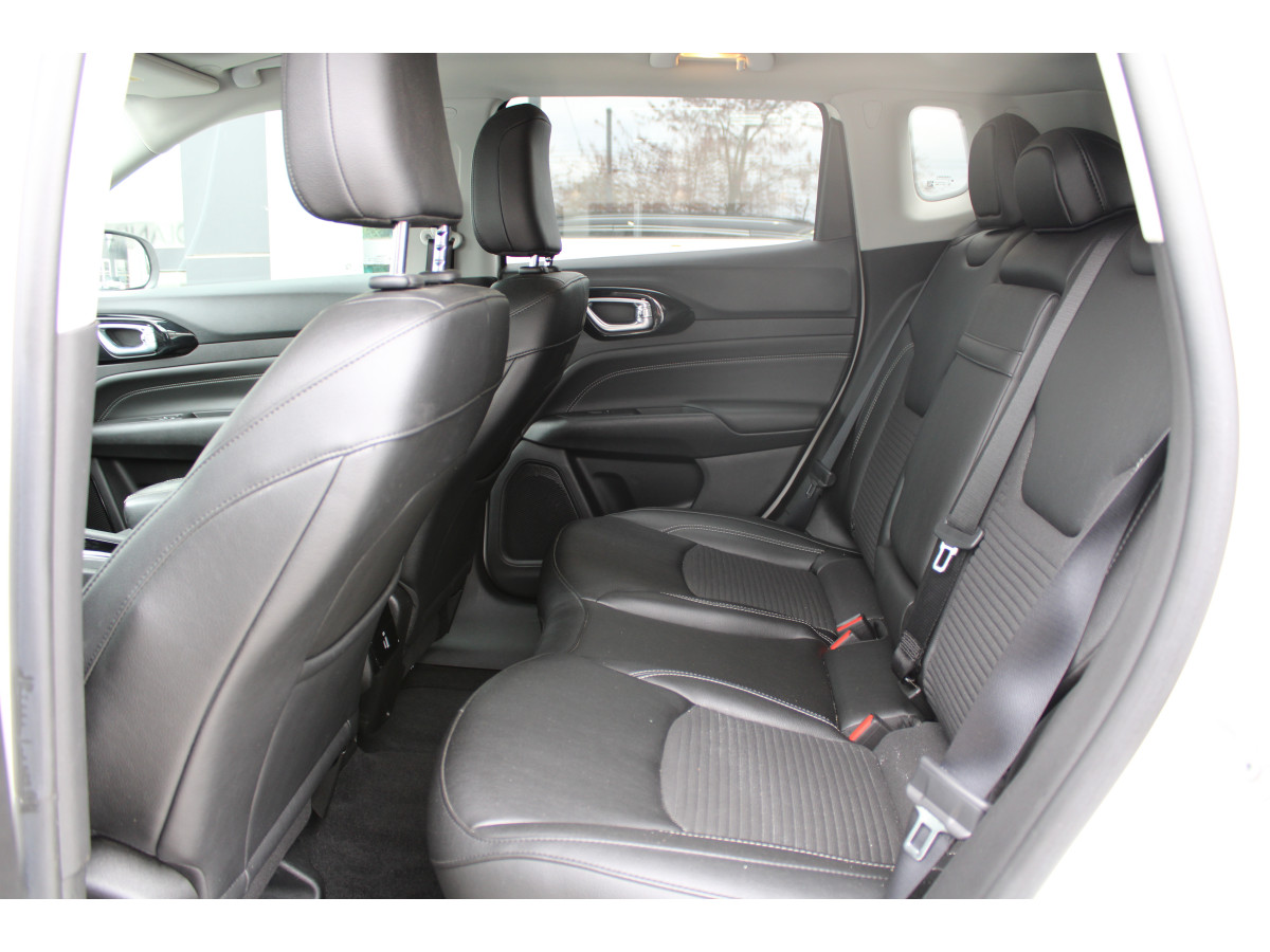 Jeep Compass 1.3 Limited AUT 