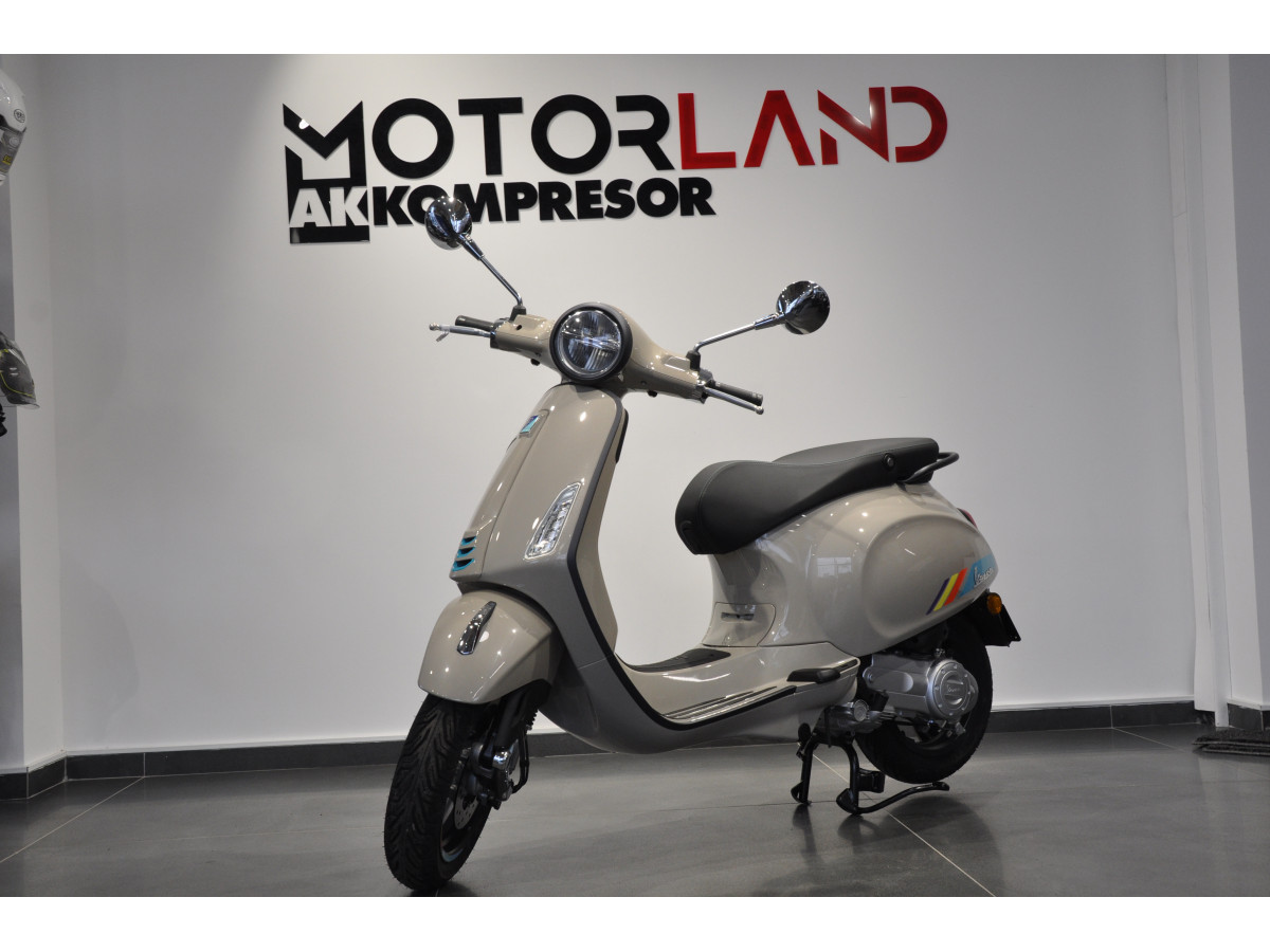 Vespa PRIMAVERA 50 S 