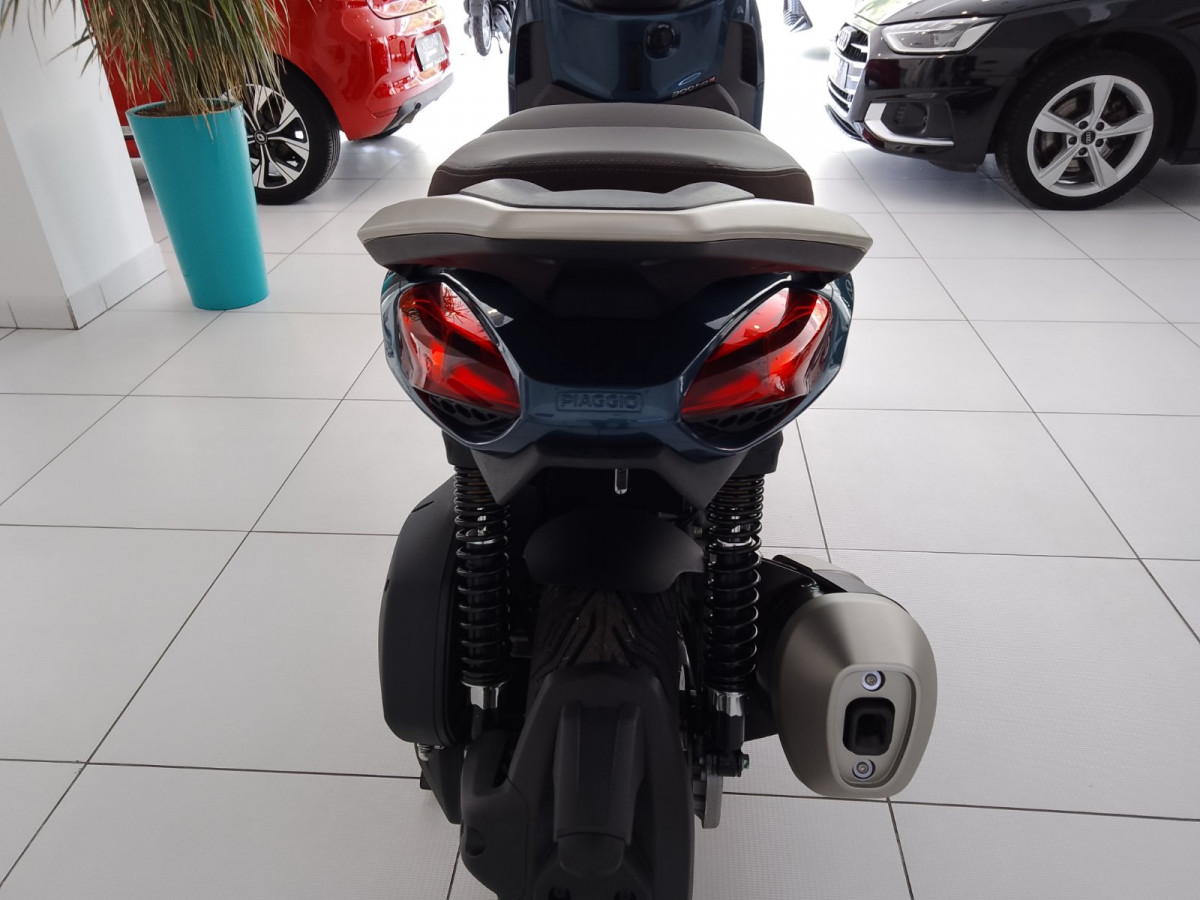 Piaggio Beverly 300