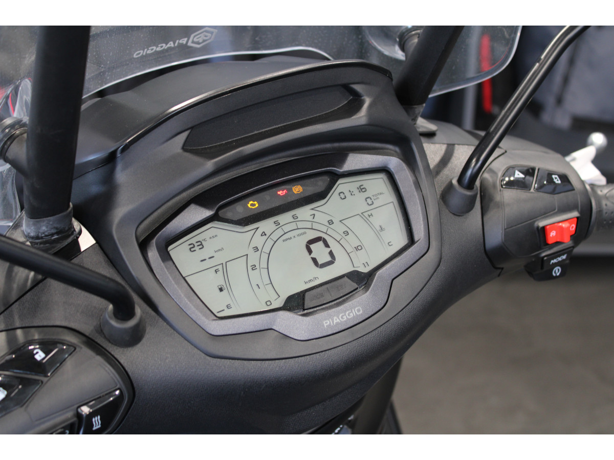Piaggio BEVERLY 400 Sport 