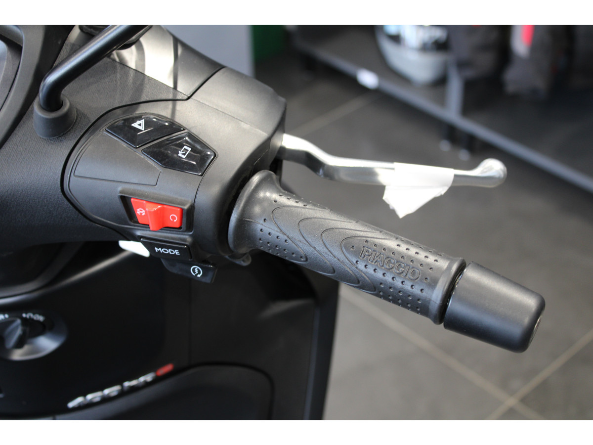 Piaggio BEVERLY 400 Sport 
