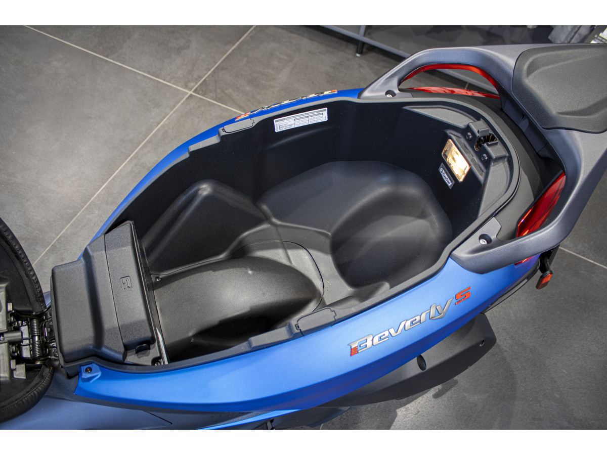 Piaggio BEVERLY 300 Sport 