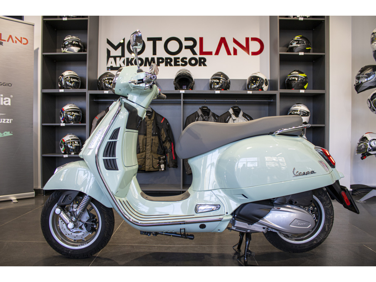 Vespa GTS 300 SUPER 