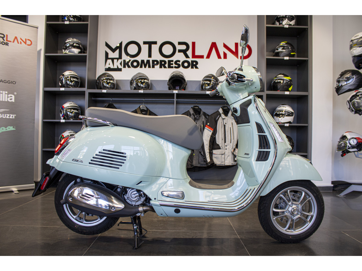 Vespa GTS 300 SUPER 