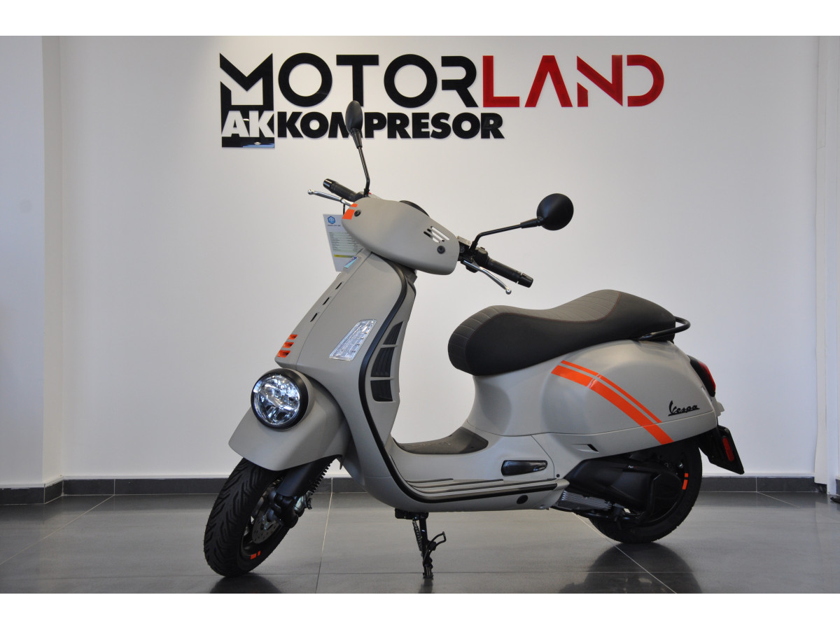 Vespa GTV 300 