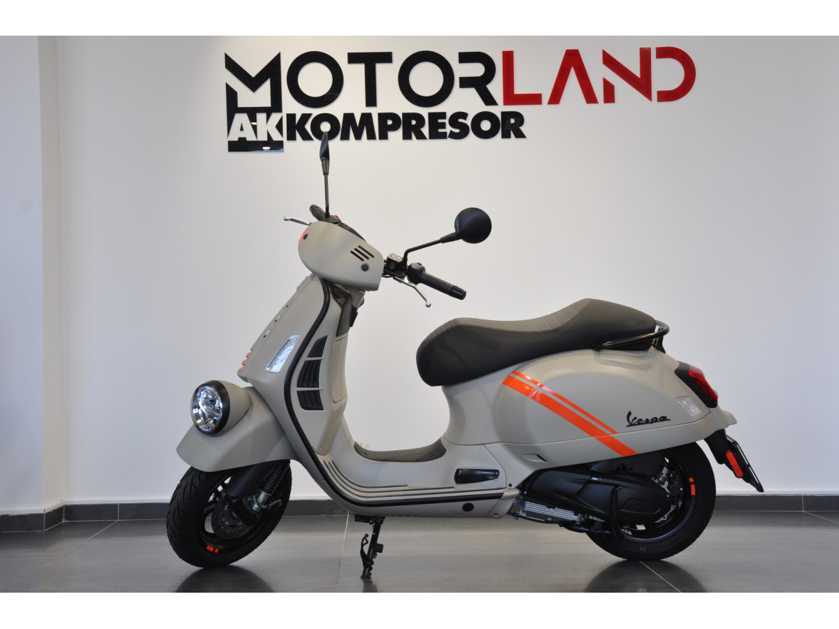 Vespa GTV 300 
