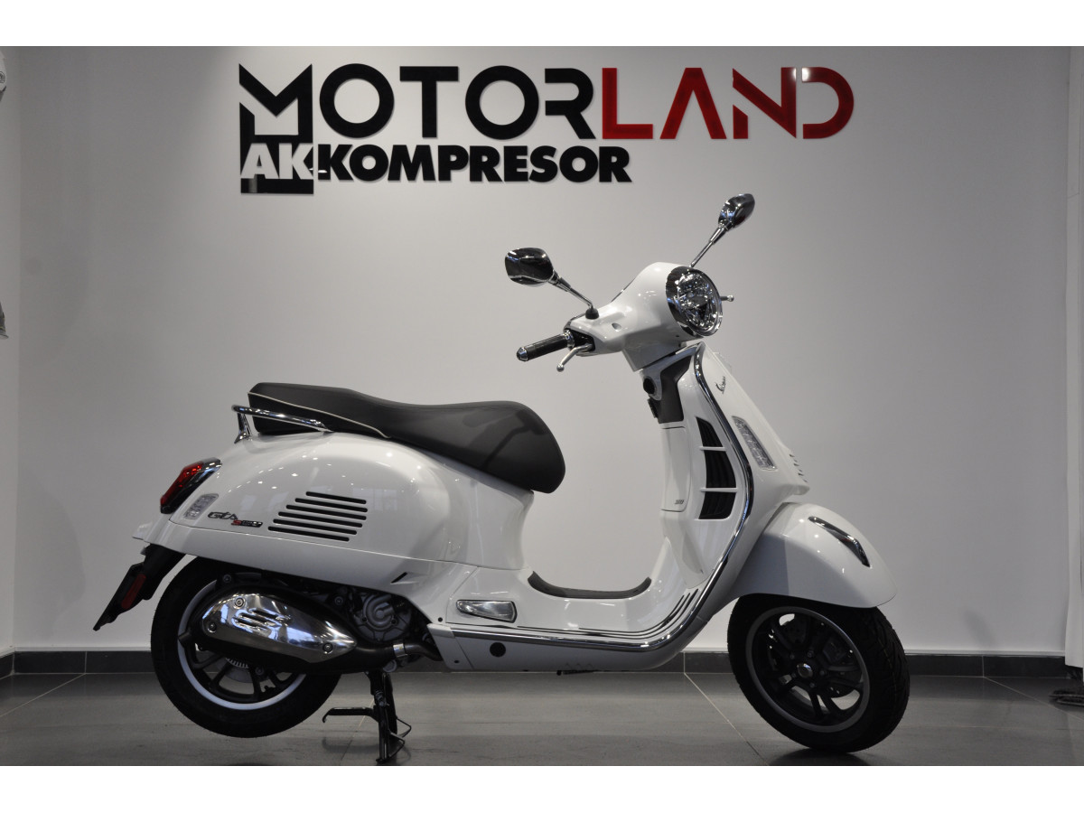 Vespa GTS SUPER 310 