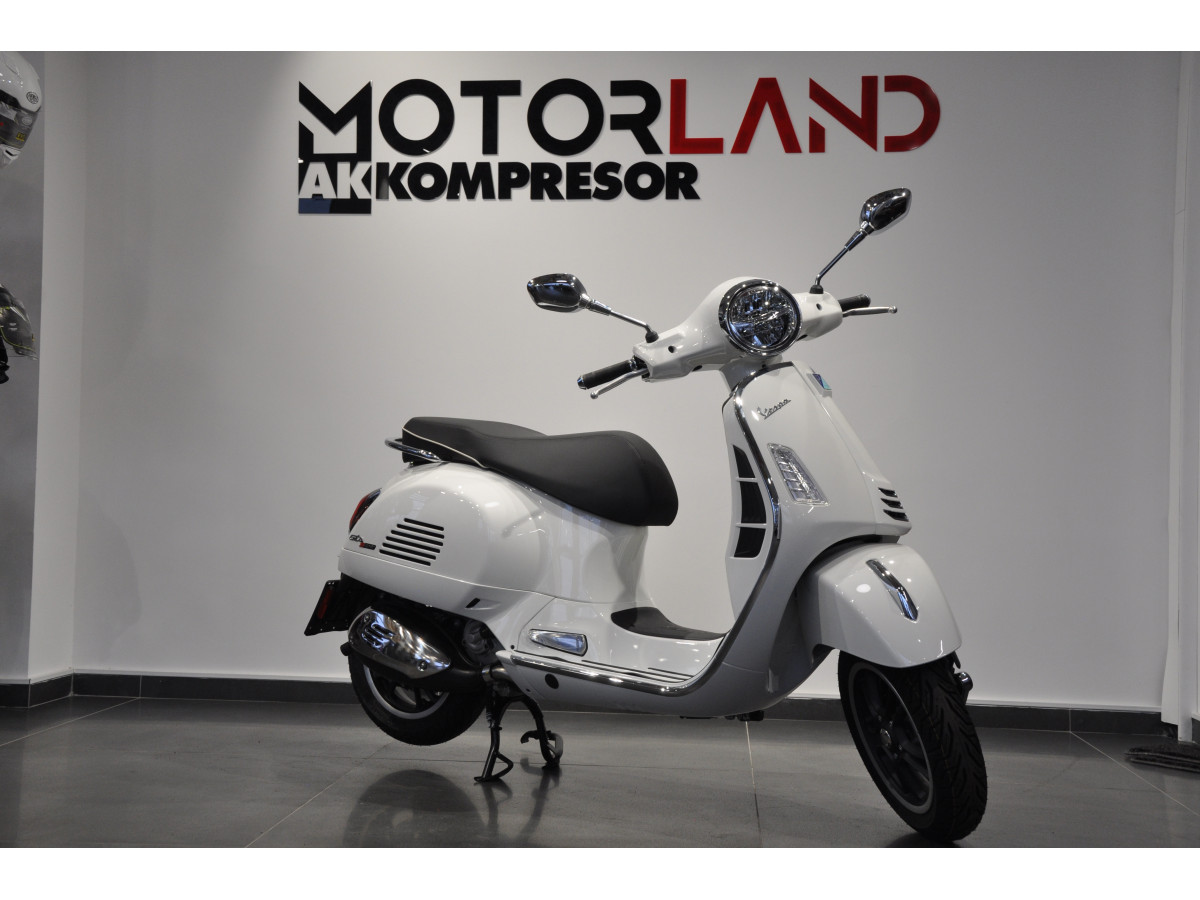 Vespa GTS SUPER 310 