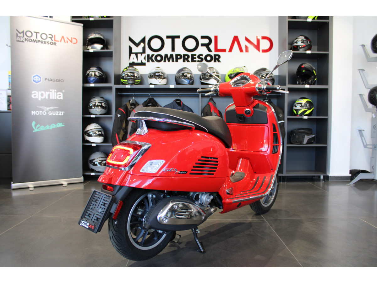 Vespa GTS 310 HPE 