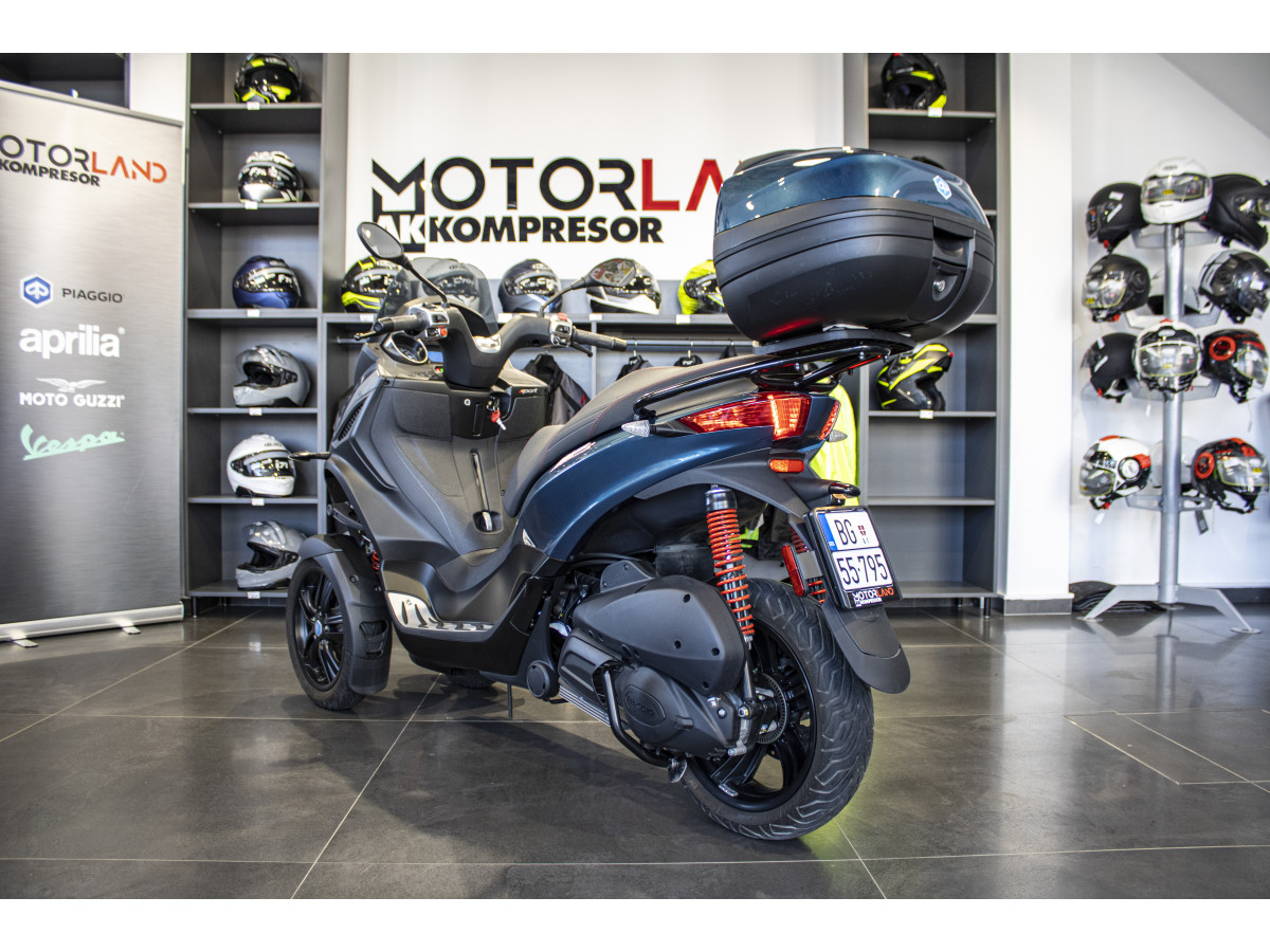 Piaggio MP3 300 Sport 