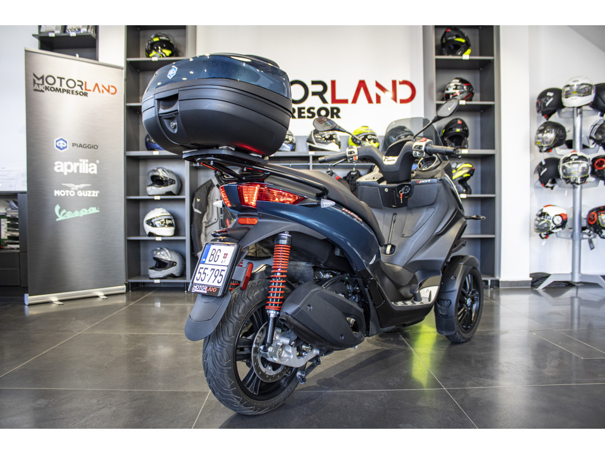 Piaggio MP3 300 Sport 