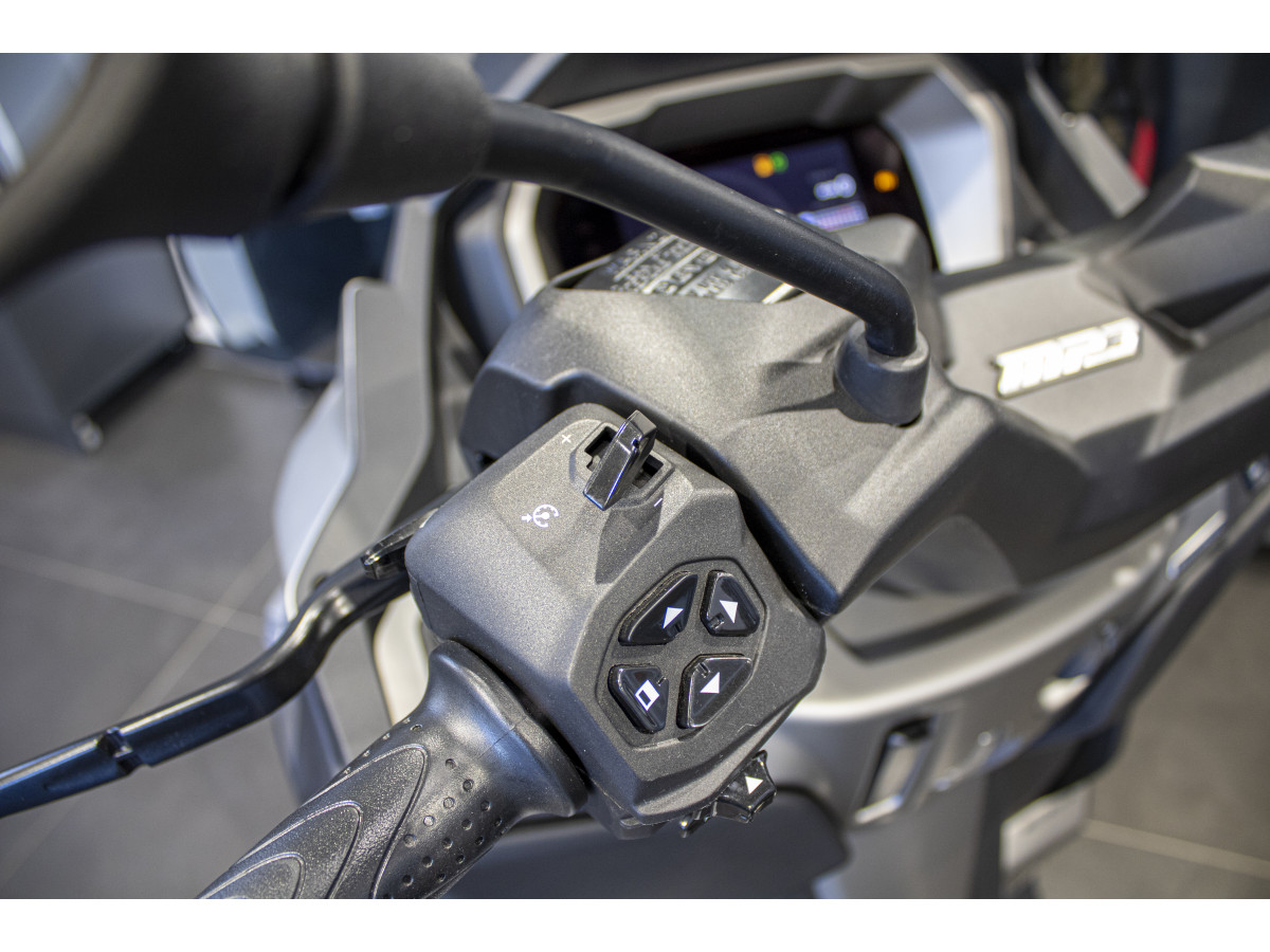 Piaggio MP3 530 Executive 