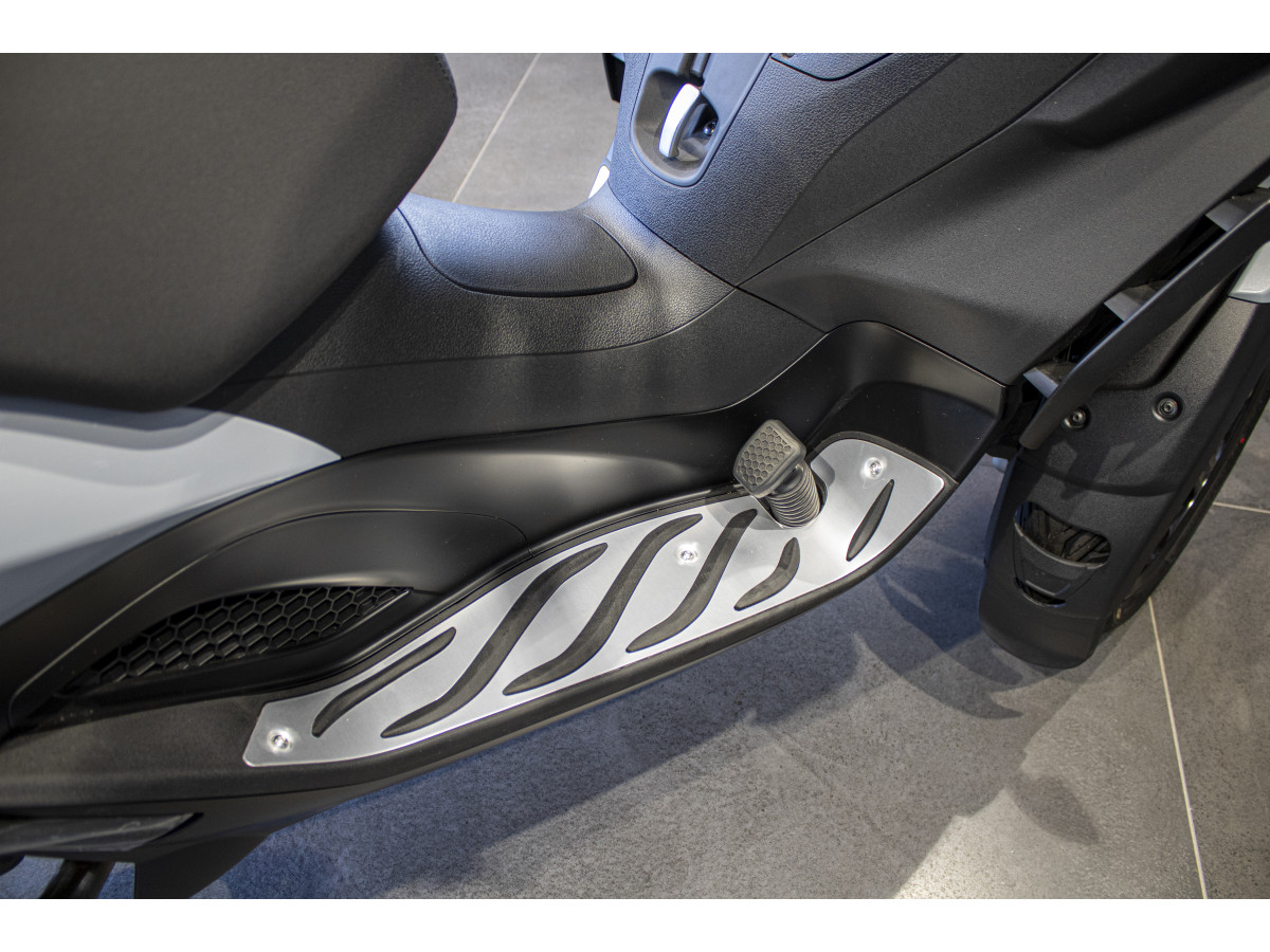 Piaggio MP3 310 Sport 