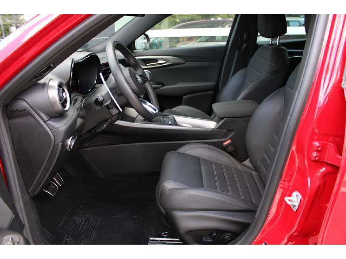 Alfa Romeo Tonale 1.5 Hyb. Veloce AUT 