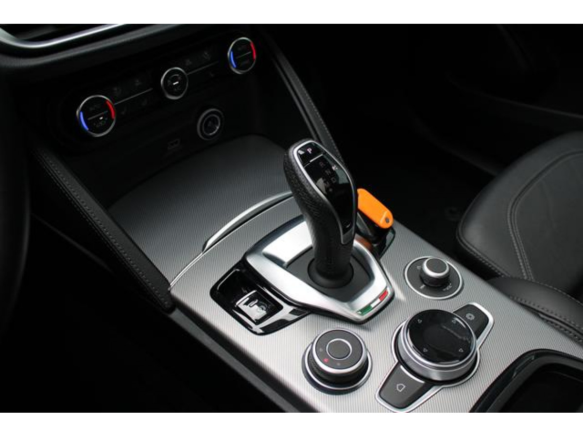 Alfa Romeo Stelvio 2.0 SPRINT Q4 AUT 