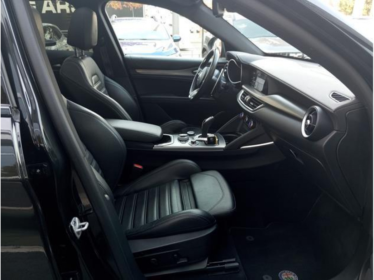 Alfa Romeo Stelvio 2.0 Veloce AUT