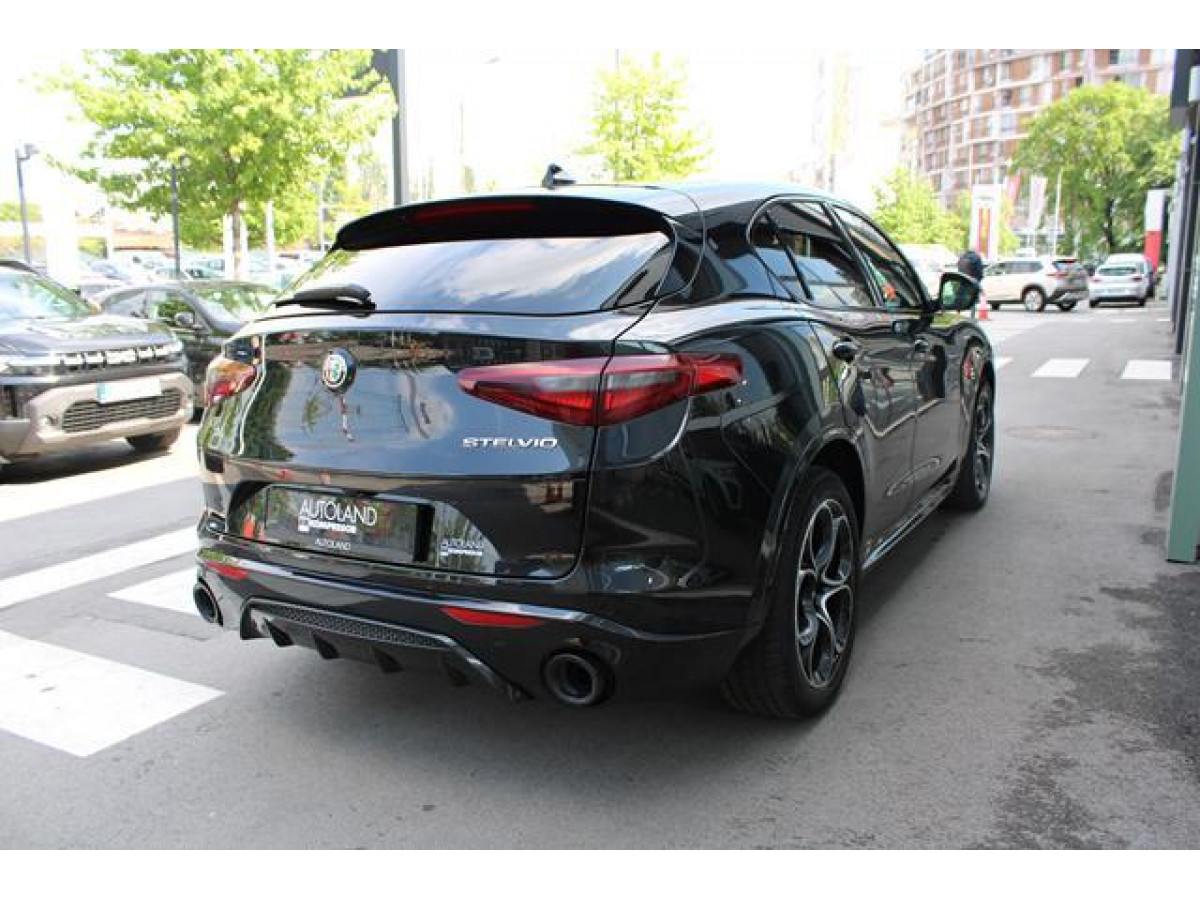 Alfa Romeo Stelvio 2.0 VELOCE AUT 