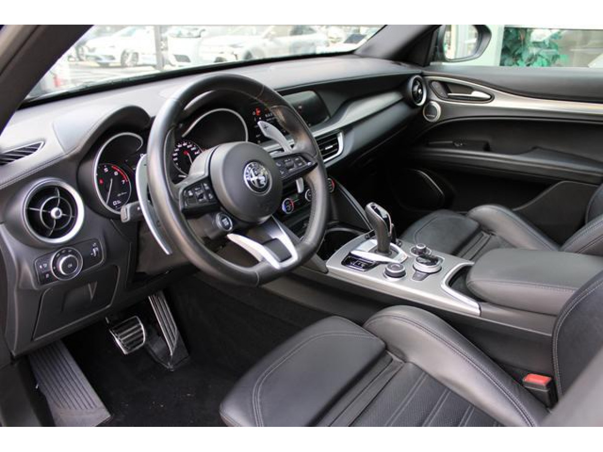 Alfa Romeo Stelvio 2.0 VELOCE AUT 