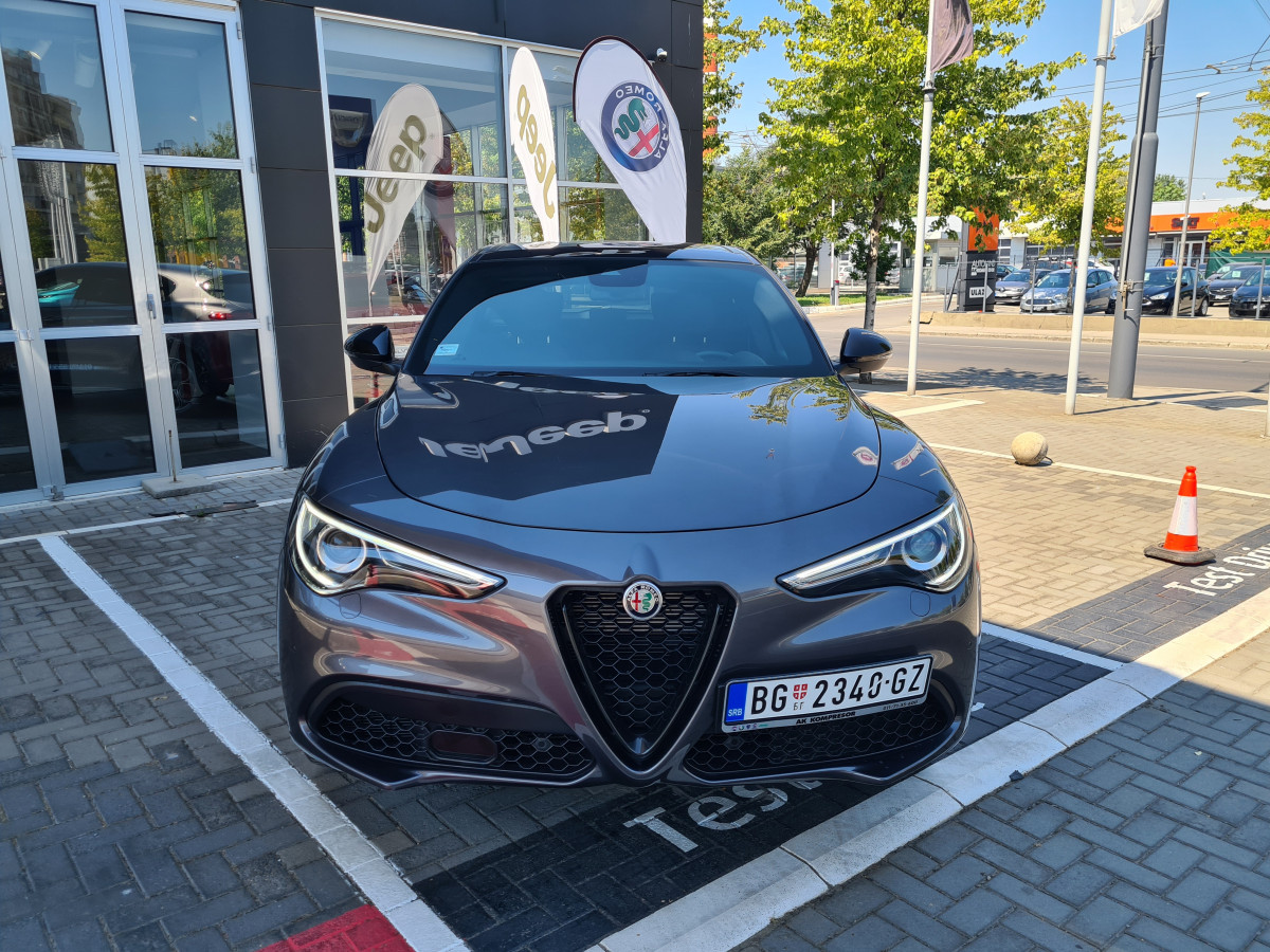 Alfa Romeo Stelvio 2.0 Petrol 280KS Q4 AT8 VELOCE