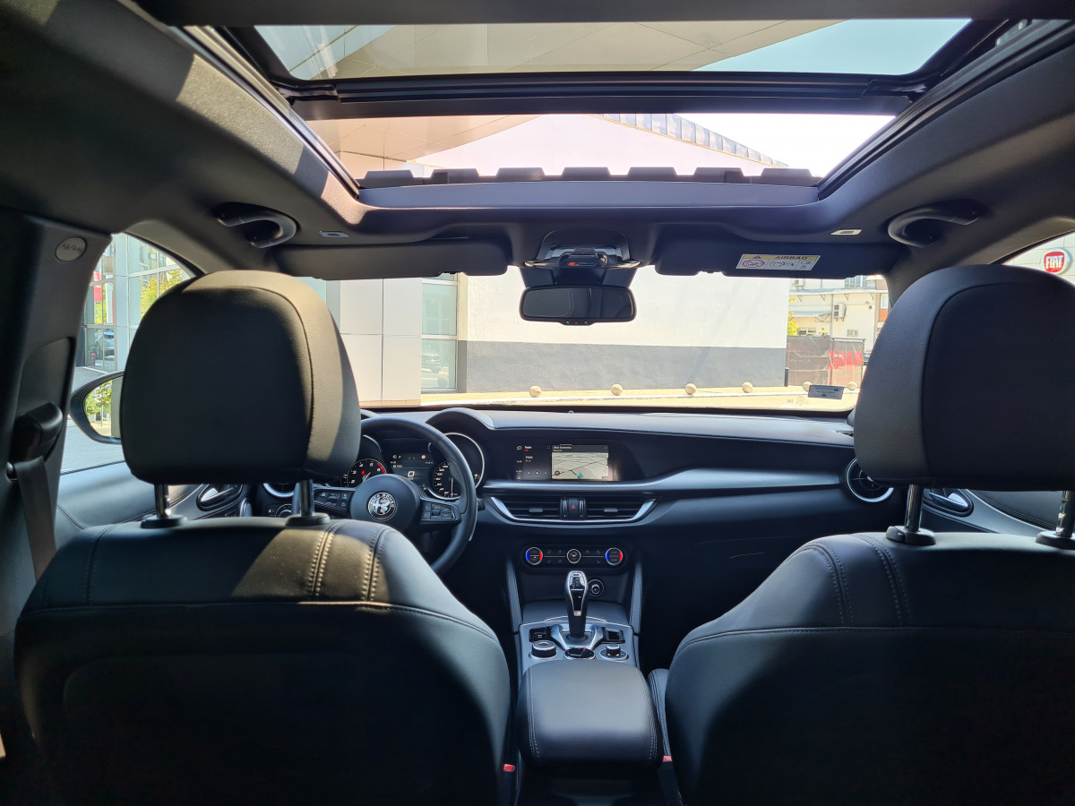 Alfa Romeo Stelvio 2.0 Petrol 280KS Q4 AT8 VELOCE