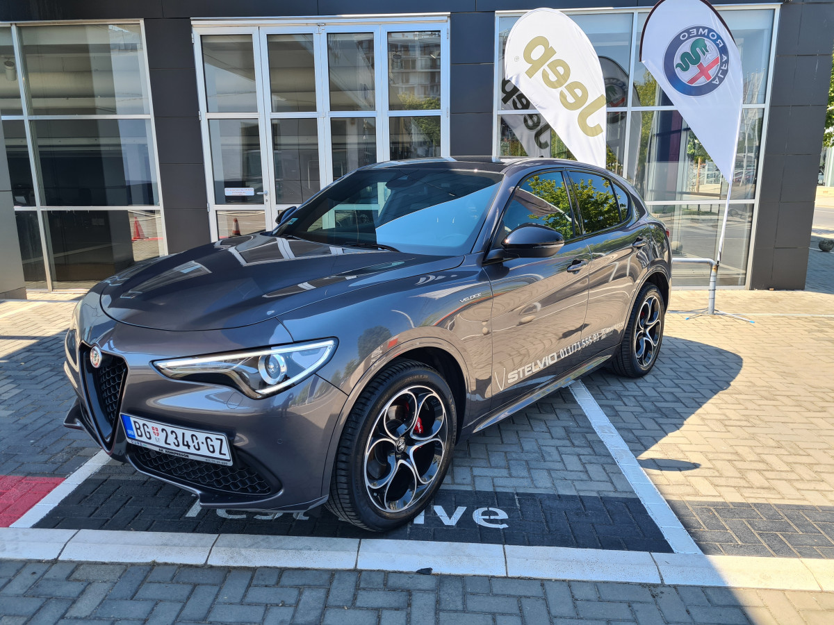 Alfa Romeo Stelvio 2.0 Petrol 280KS Q4 AT8 VELOCE