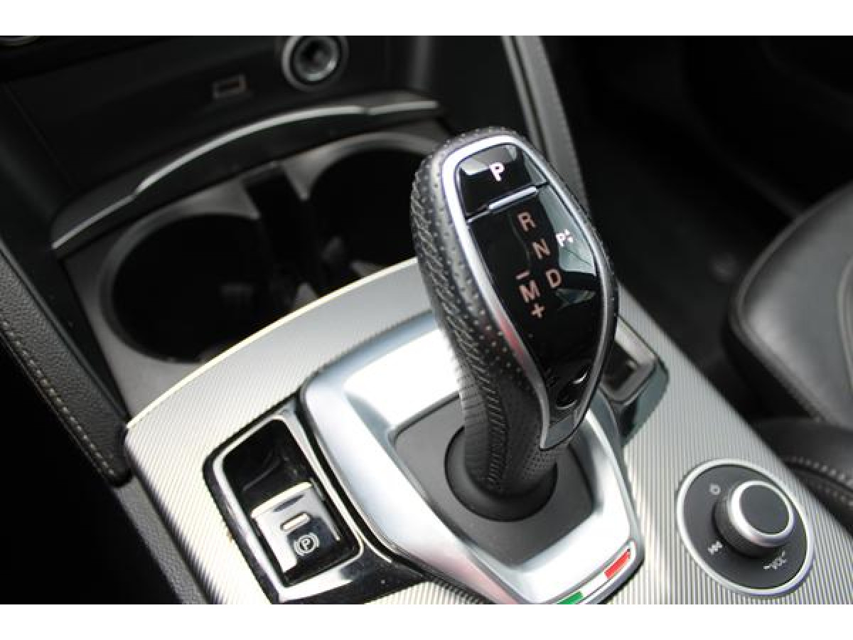 Alfa Romeo Stelvio 2.0 Veloce Q4 