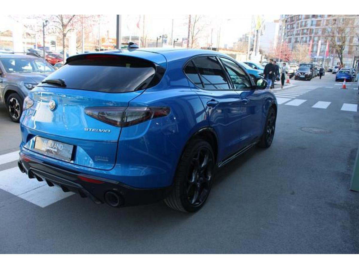 Alfa Romeo Stelvio 2.0 Competizione 