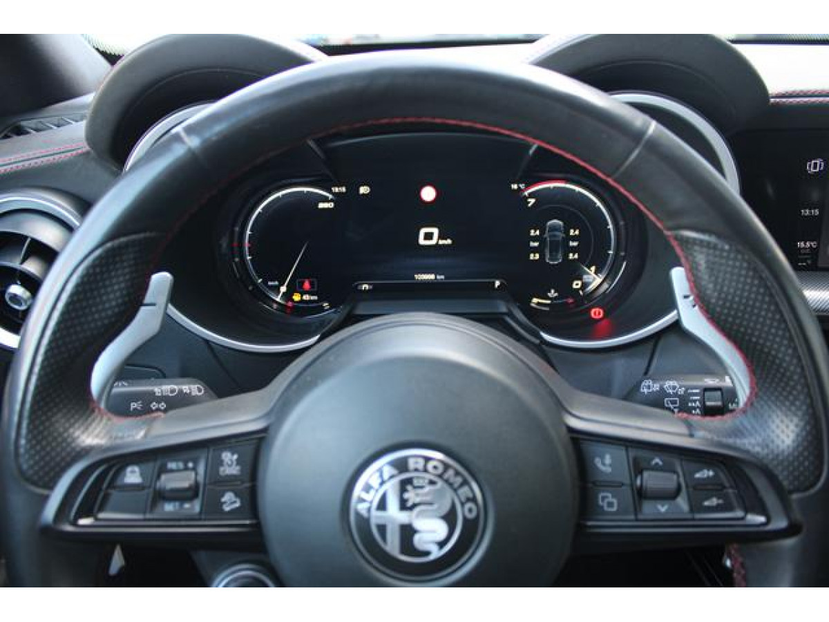 Alfa Romeo Stelvio 2.0 Competizione 