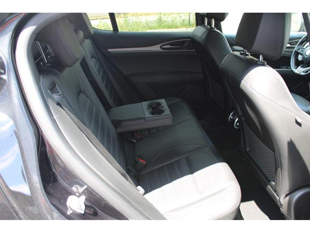 Alfa Romeo Stelvio 2.0 VELOCE Q4 AUT 