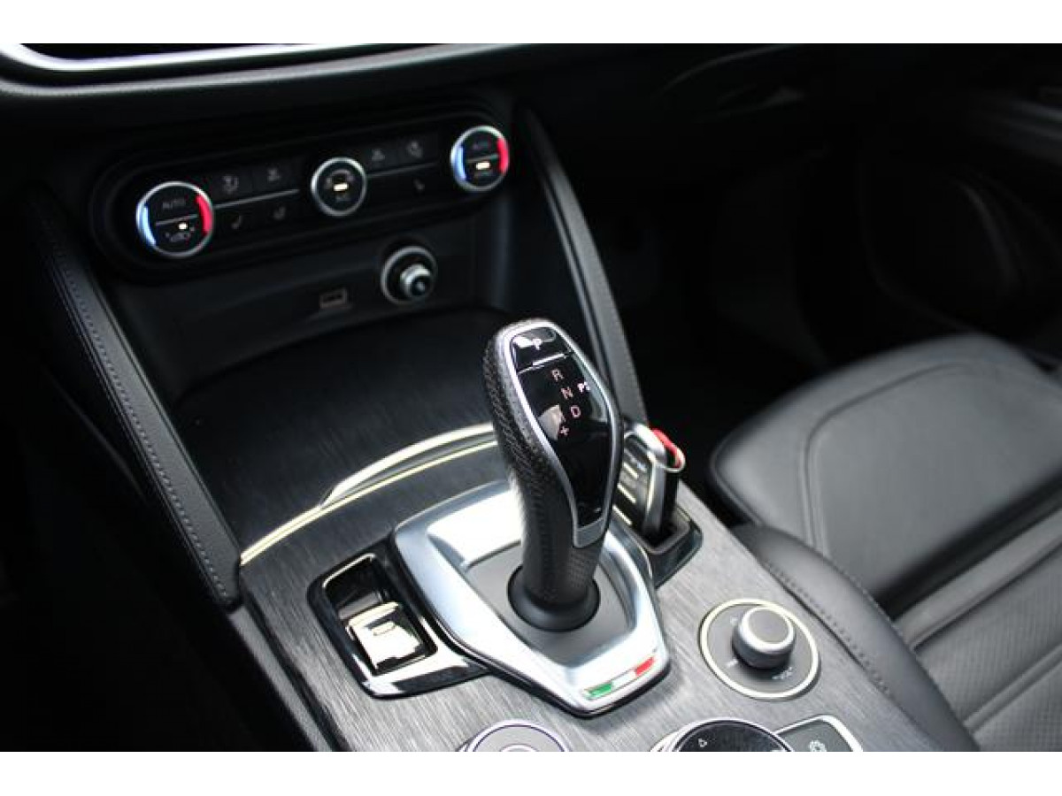 Alfa Romeo Stelvio 2.0 SPRINT Q4 AUT 