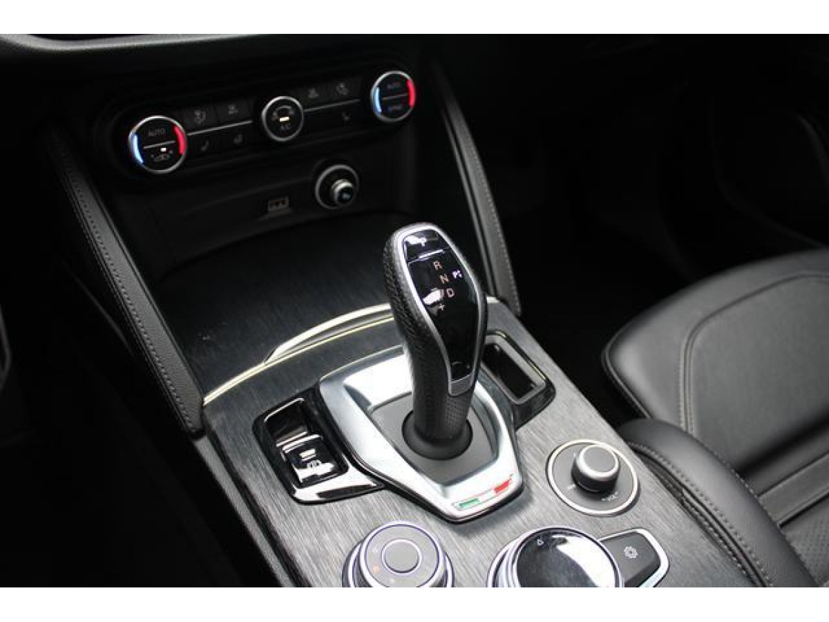 Alfa Romeo Stelvio 2.0 SPRINT Q4 AUT 