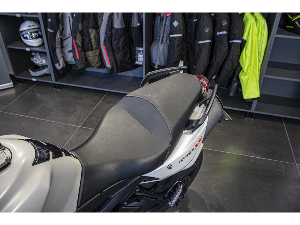 Aprilia Shiver 900 