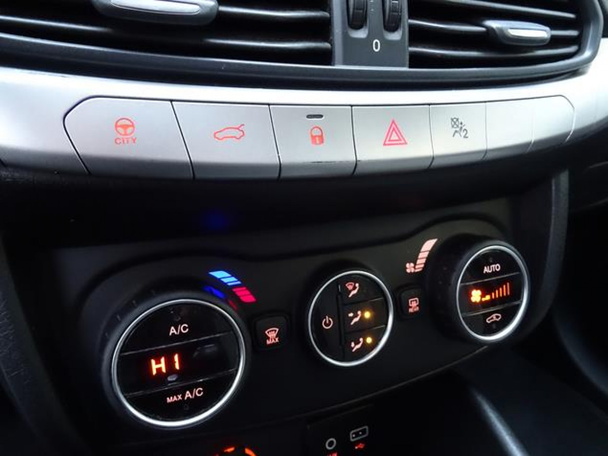 Fiat Tipo 1.6 MJTD LOUNGE 
