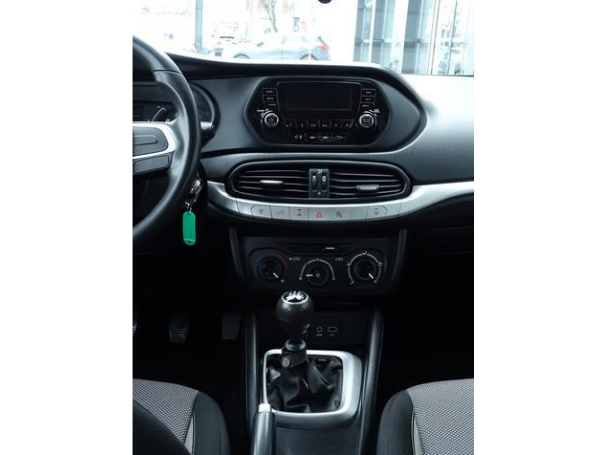 Fiat Tipo 1.4 Easy 