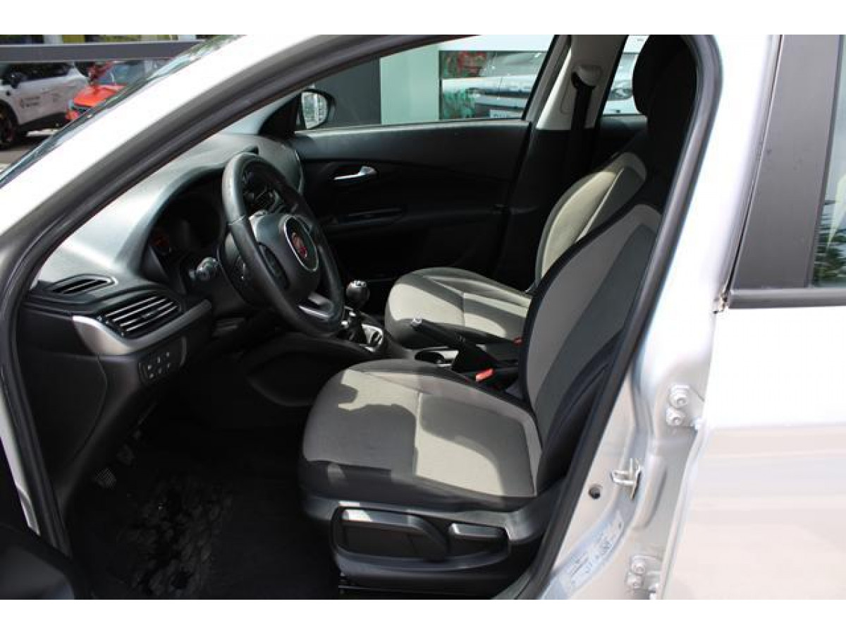Fiat Tipo 1.6 MJTD Easy 