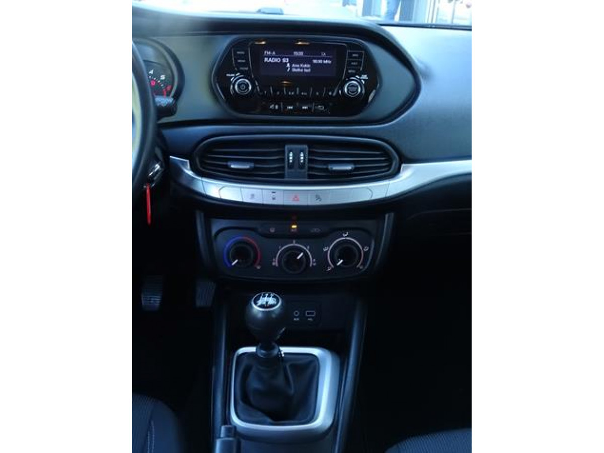 Fiat Tipo 1.4 Easy 