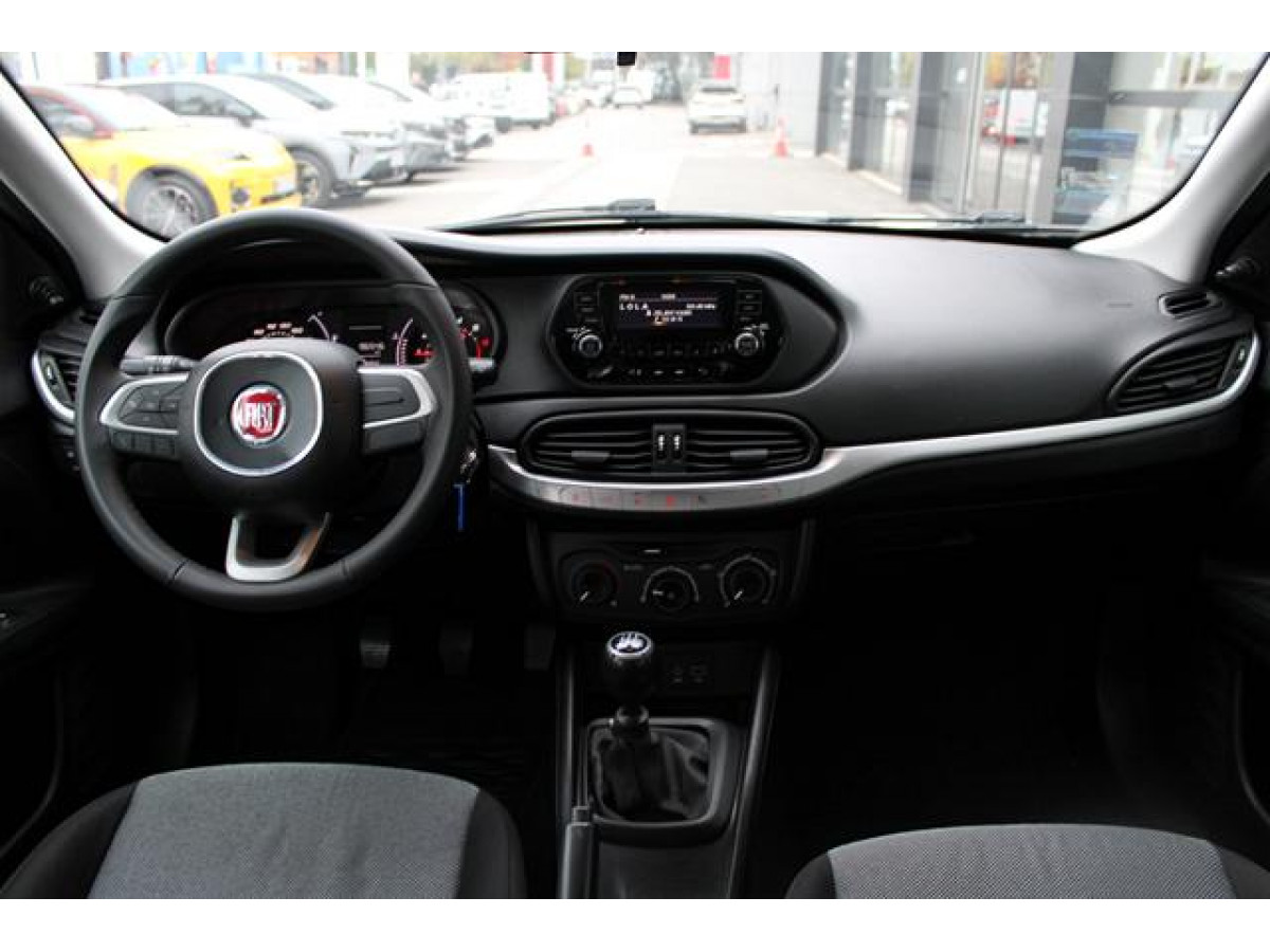 Fiat Tipo 1.4 Easy 