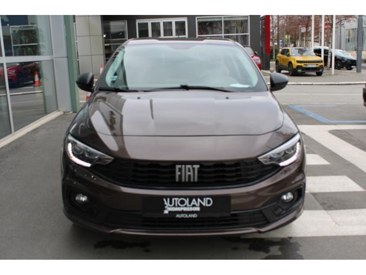 Fiat Tipo 1.4 LIFE 