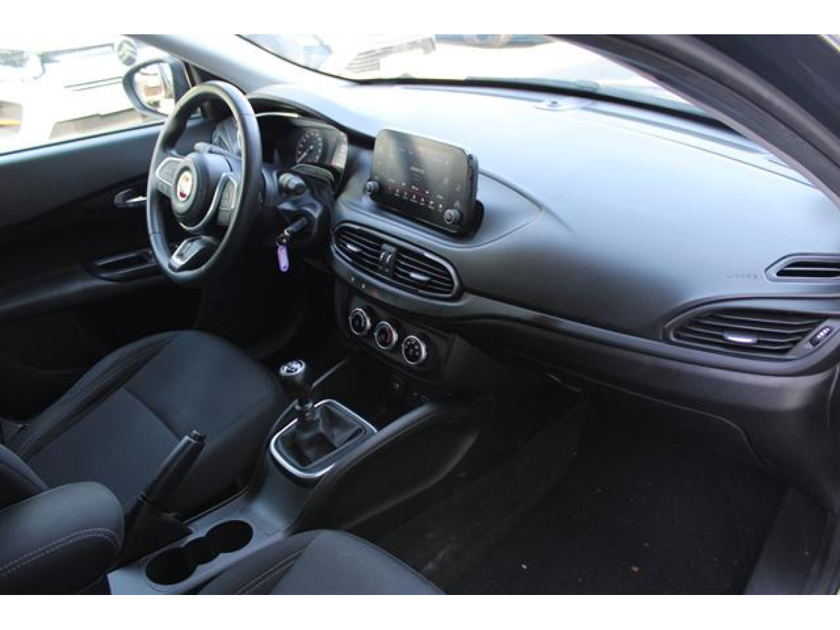 Fiat Tipo 1.4 MT 