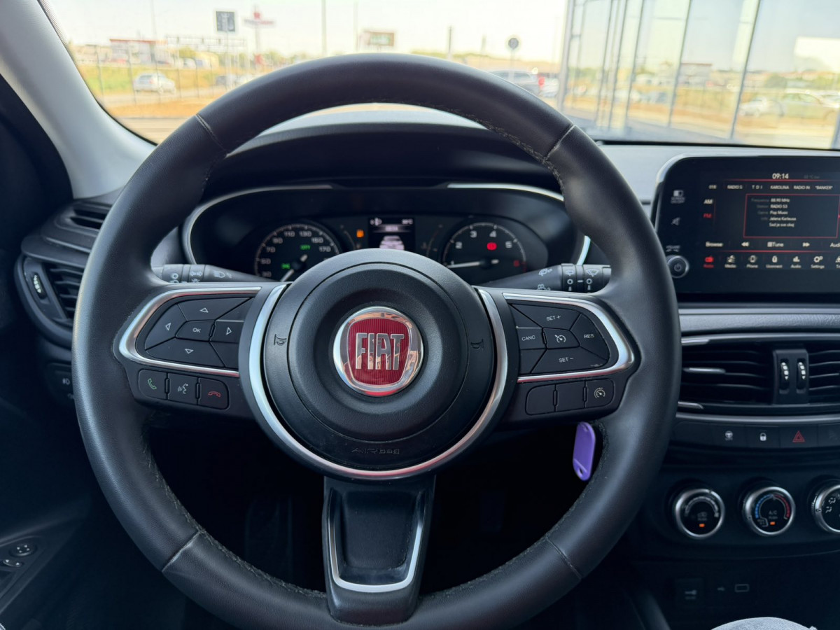 Fiat Tipo 1.4 HIGH 