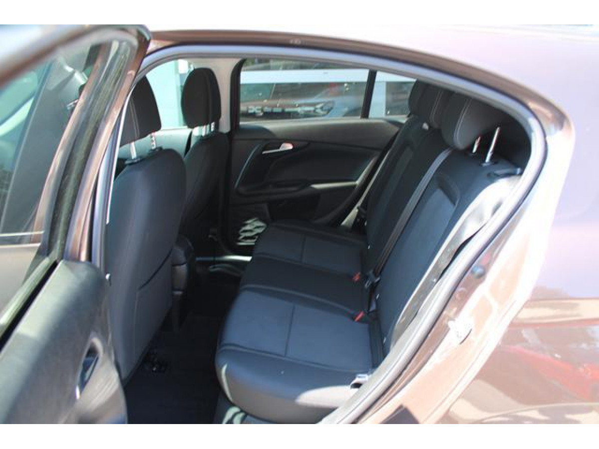 Fiat Tipo 1.4 MPI LOUNGE 