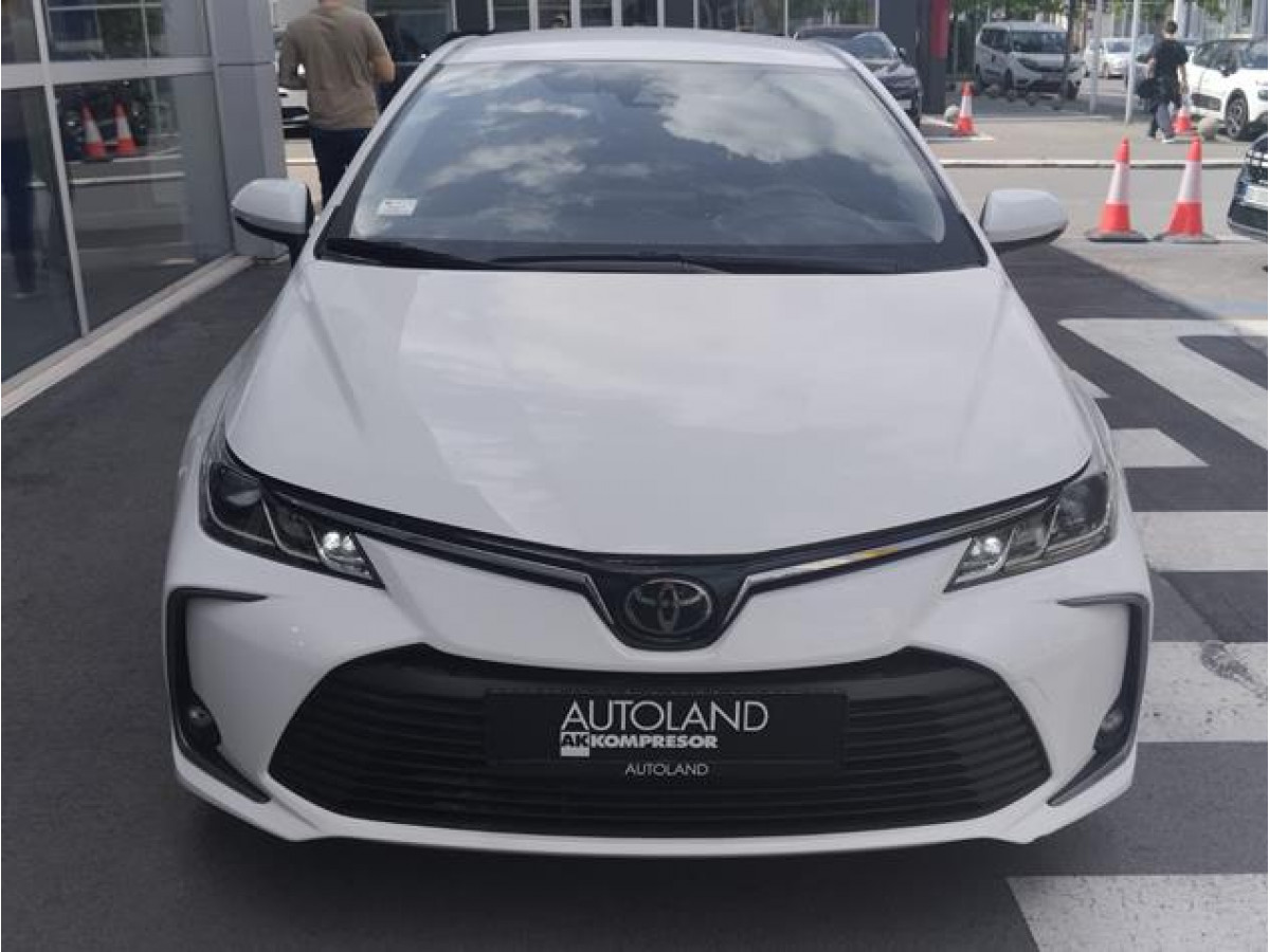 Toyota Corolla 1.5 Luna 