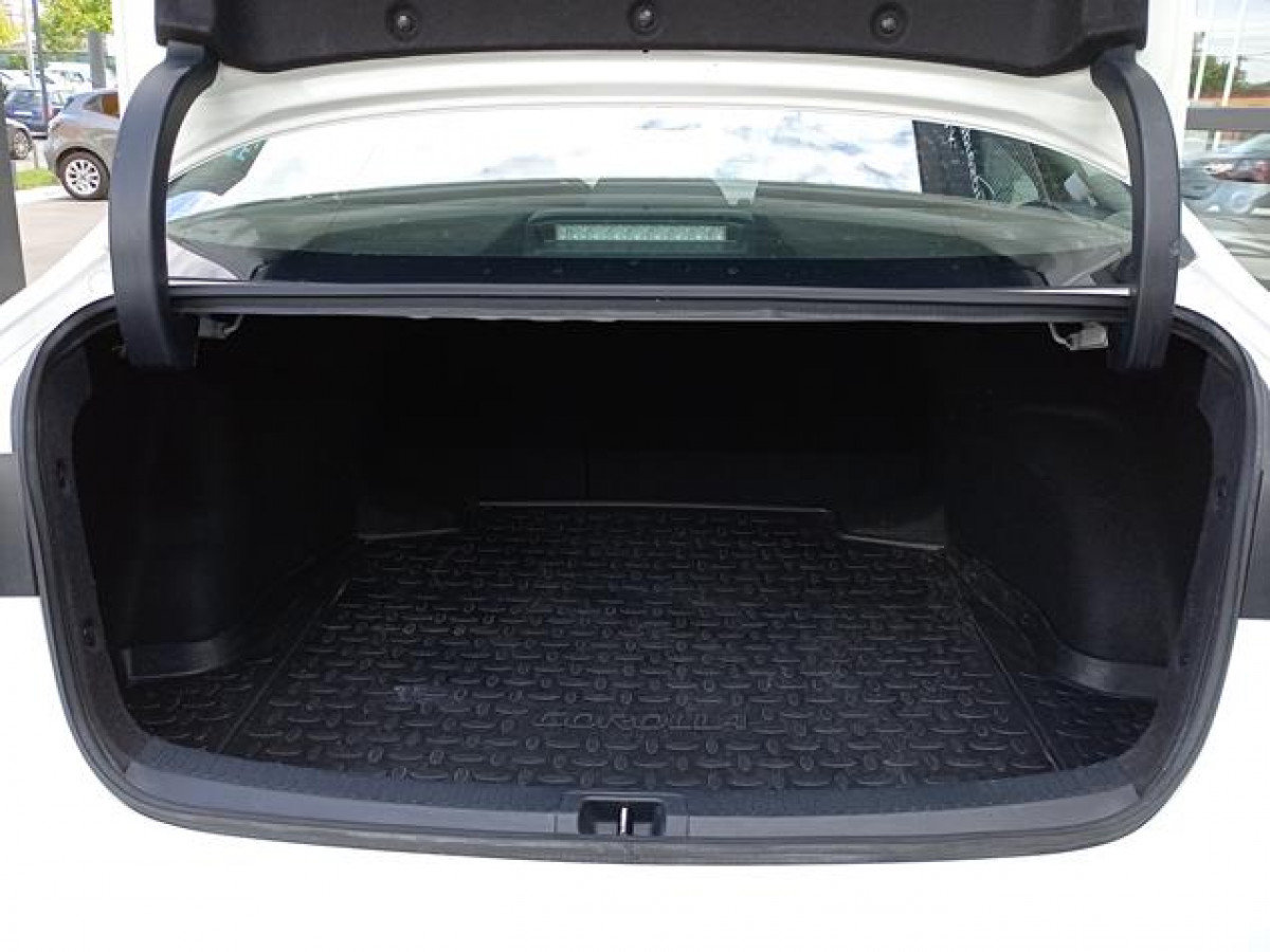 Toyota Corolla 1.5 Luna AUT