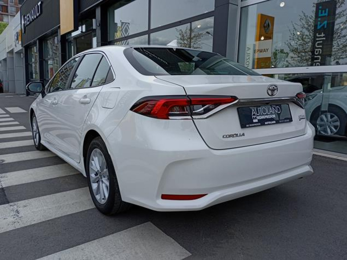 Toyota Corolla 1.5 Luna AUT