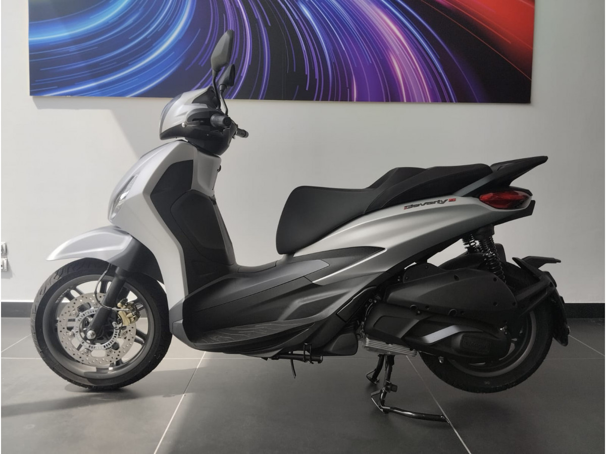 Piaggio Beverly 300