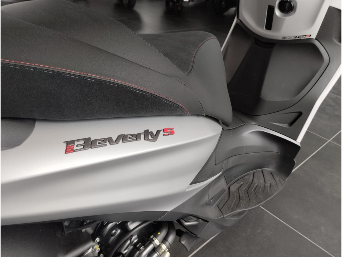 Piaggio Beverly 300