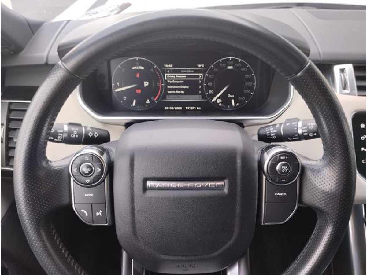 Land Rover Range Rover Sport 3.0 HSE AUT 4WD