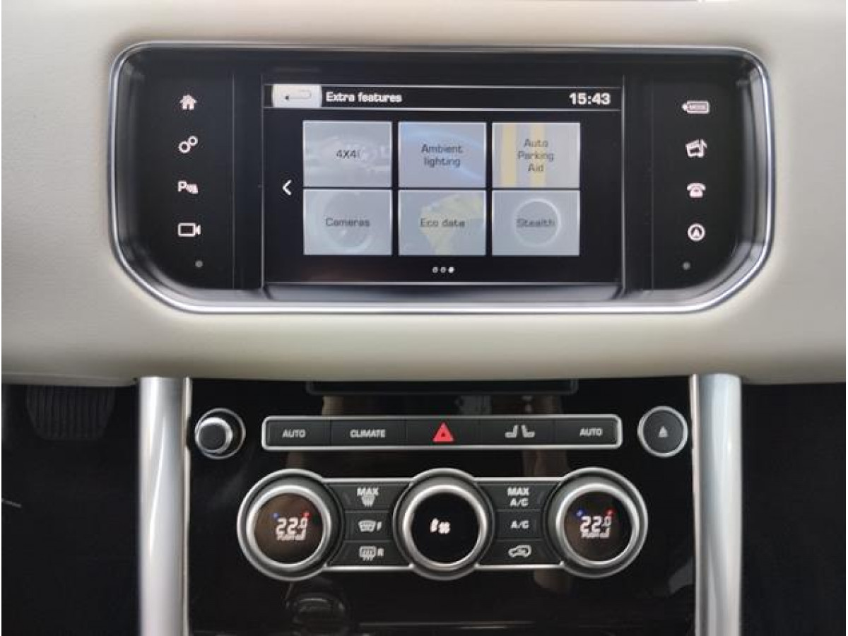Land Rover Range Rover Sport 3.0 HSE AUT 4WD